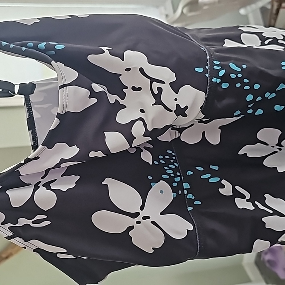 New In Bag Swimsuit, 2 piece tankini with boyshorts Size XL - Picture 10 of 12
